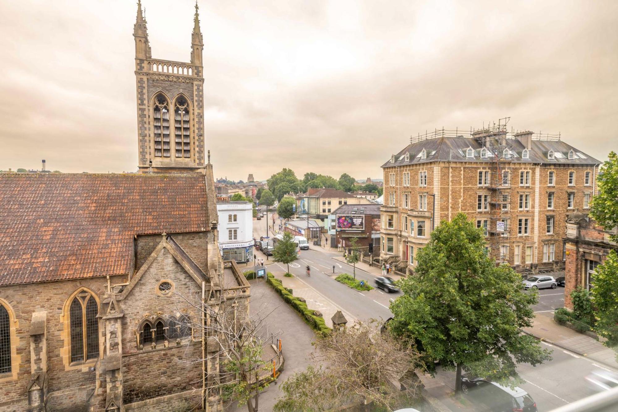 Skyfall With Free Parking For Families & Business By Prescott Apartments Bristol Luaran gambar