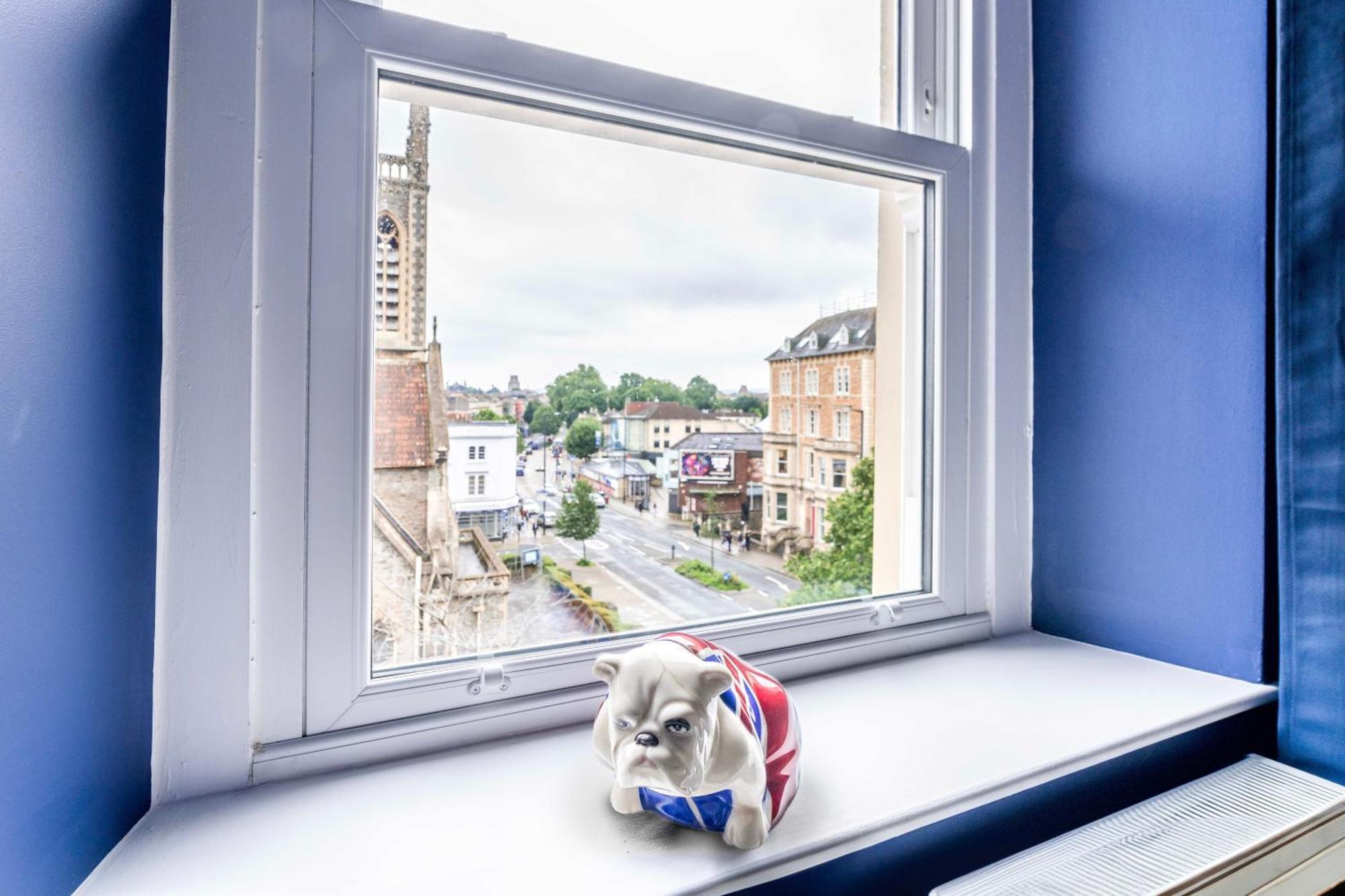 Skyfall With Free Parking For Families & Business By Prescott Apartments Bristol Luaran gambar