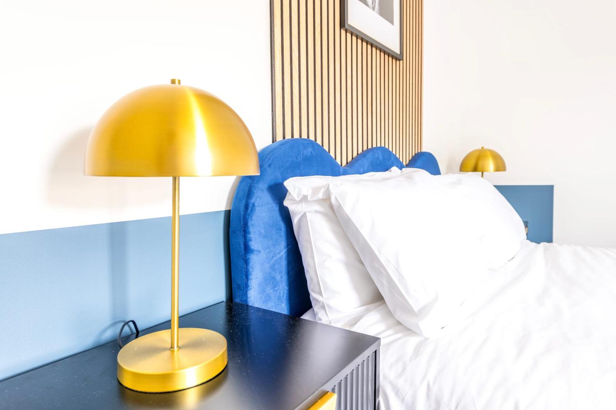 Skyfall With Free Parking For Families & Business By Prescott Apartments Bristol Luaran gambar