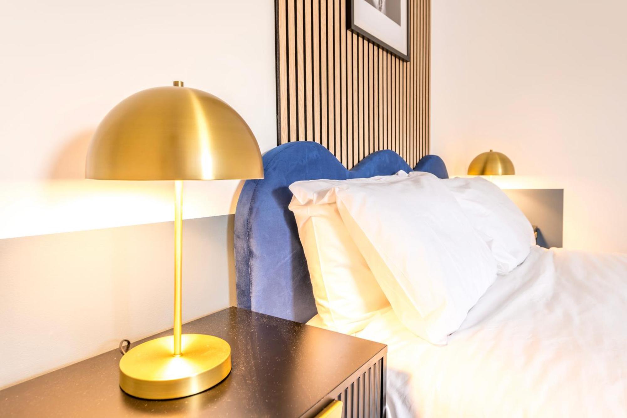 Skyfall With Free Parking For Families & Business By Prescott Apartments Bristol Luaran gambar